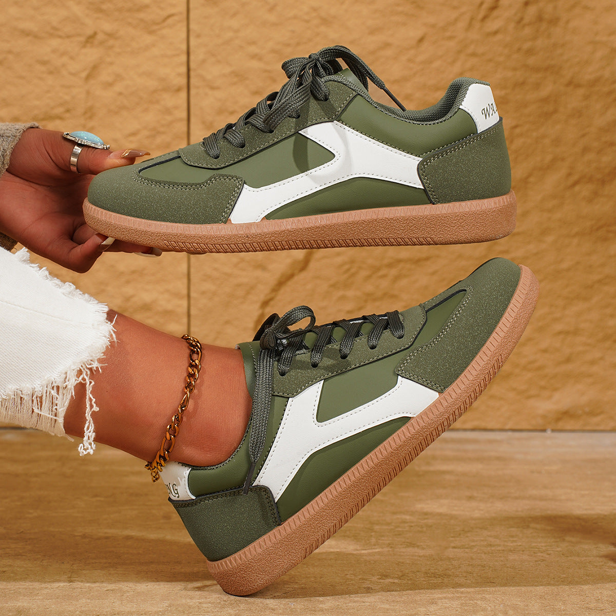 Women's flat shoes casual sports shoes single shoes shallow mouth board shoes
